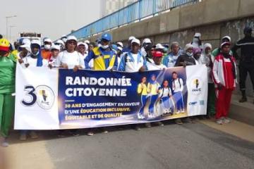 Fawe Sénégal sensibilise à l’éducation des filles à travers une randonnée pédestre